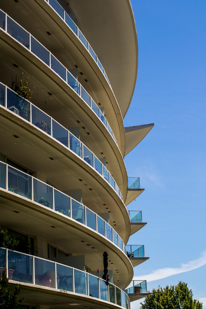 Why Lakeshore Condo Feels Like Paradise