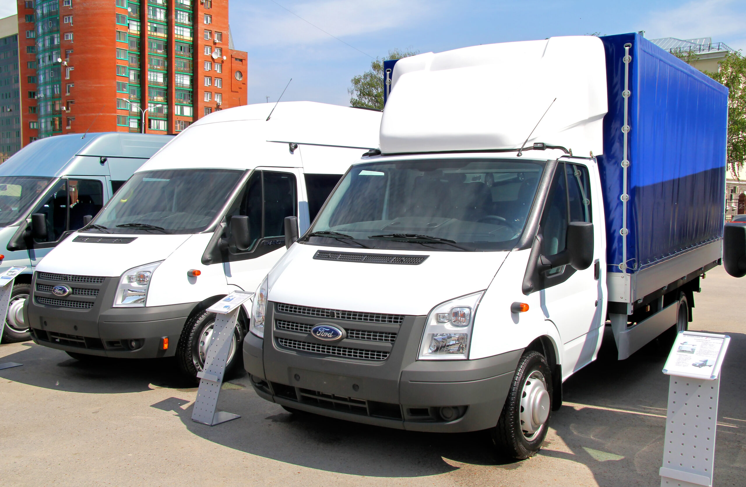van rental singapore​